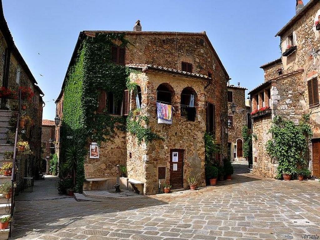 Il Melograno Country House Saturnia Exteriör bild